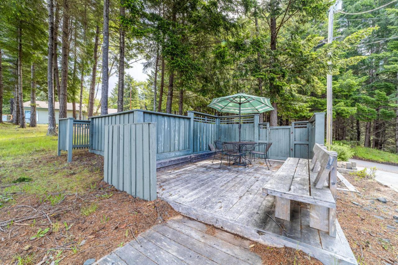 Lost Coast Hideaway Shelter Cove Luaran gambar